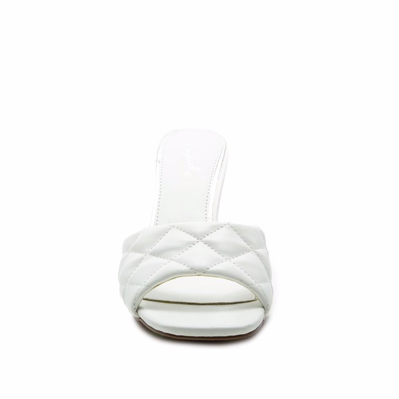 ☁️ White Quilted Square-Round Kitten Heels - Picture 5 of 9